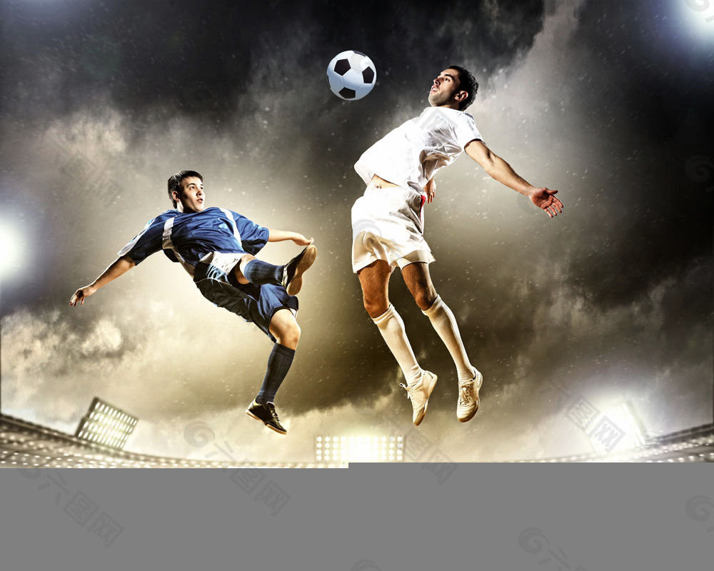 TA：巴萨防守存在问题，但弗里克无意放弃高位防线的战术